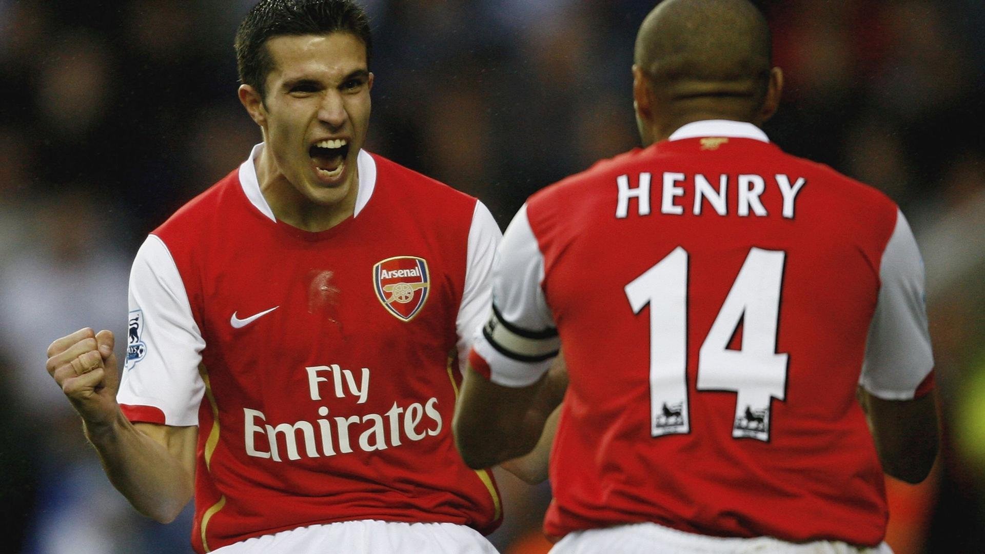 伊布赛点兑现，金州勇士淘汰波士顿凯尔特人晋级四强，主帅激动落泪